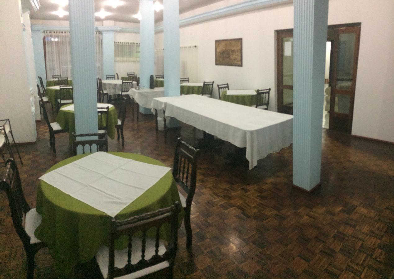 Hotel Tourist Араранґуа Екстер'єр фото