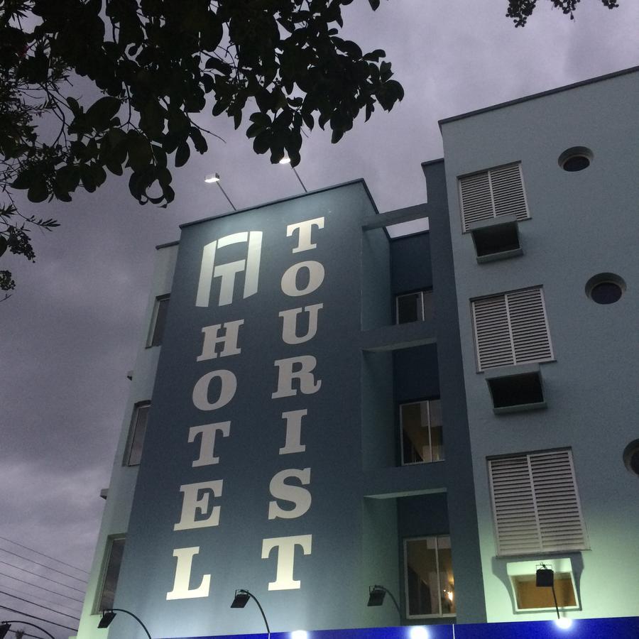 Hotel Tourist Араранґуа Екстер'єр фото