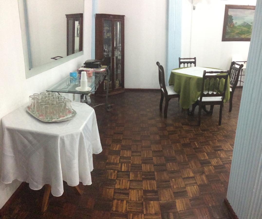 Hotel Tourist Араранґуа Екстер'єр фото